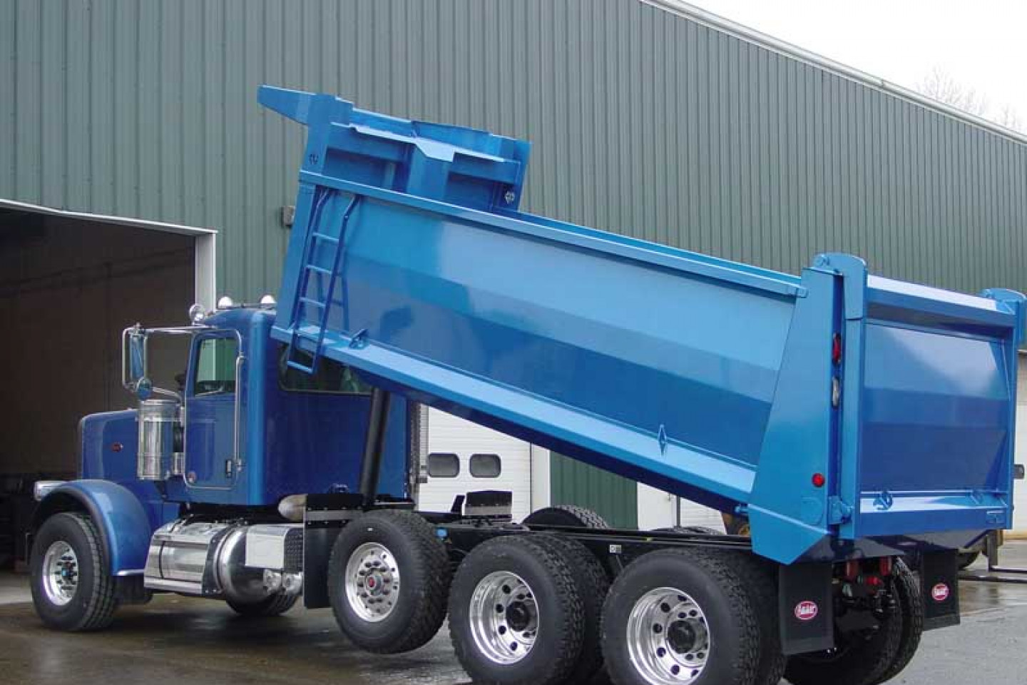 Garbage Truck Bodies Hermon, ME Maine Equipment Company
